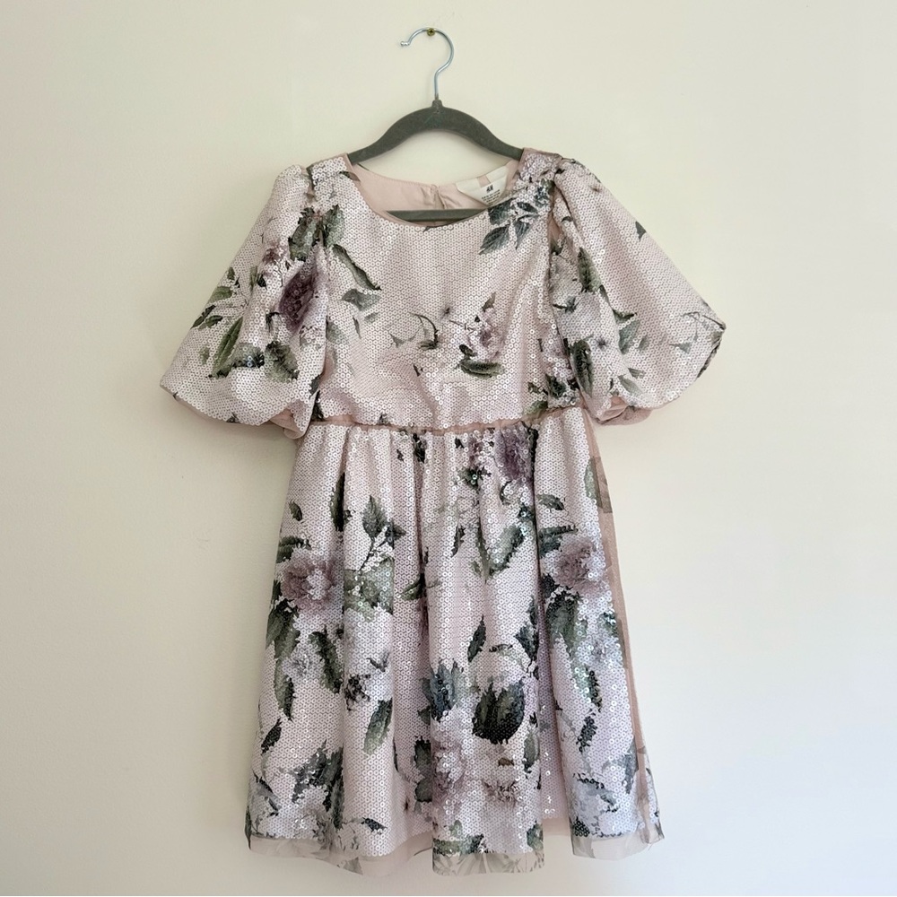 NWT H&M Toddler Dress (5-6 years)